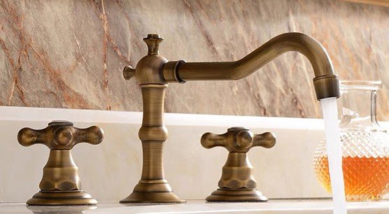 best kitchen and bathroom faucet trends-vintage-bathroom-faucets