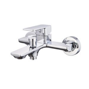 Premium Kare Küvet Musluğu – Ticari Alanlar İçin Modern Tasarım T-3901