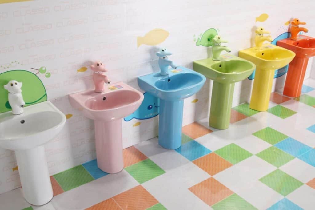 child drinking safe water from lead-free fauce